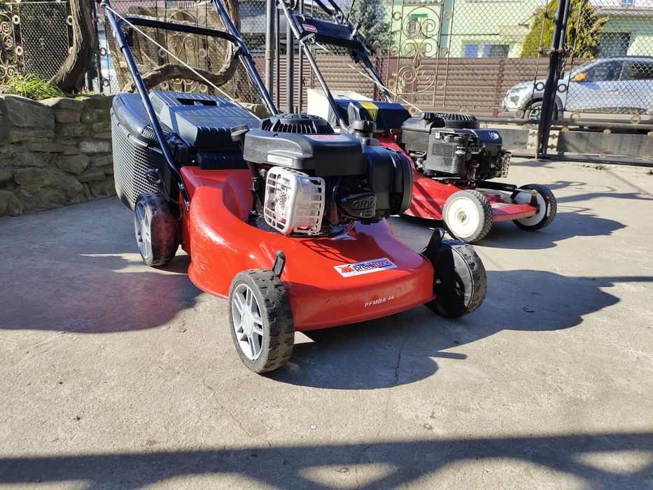 Газонокосарки бензинові косарки самохідні Briggs Stratton Honda Toro