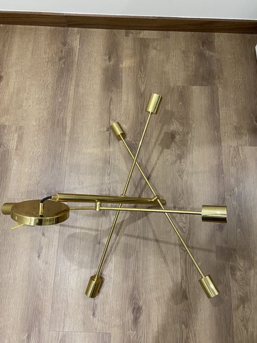 Candeeiro dourado