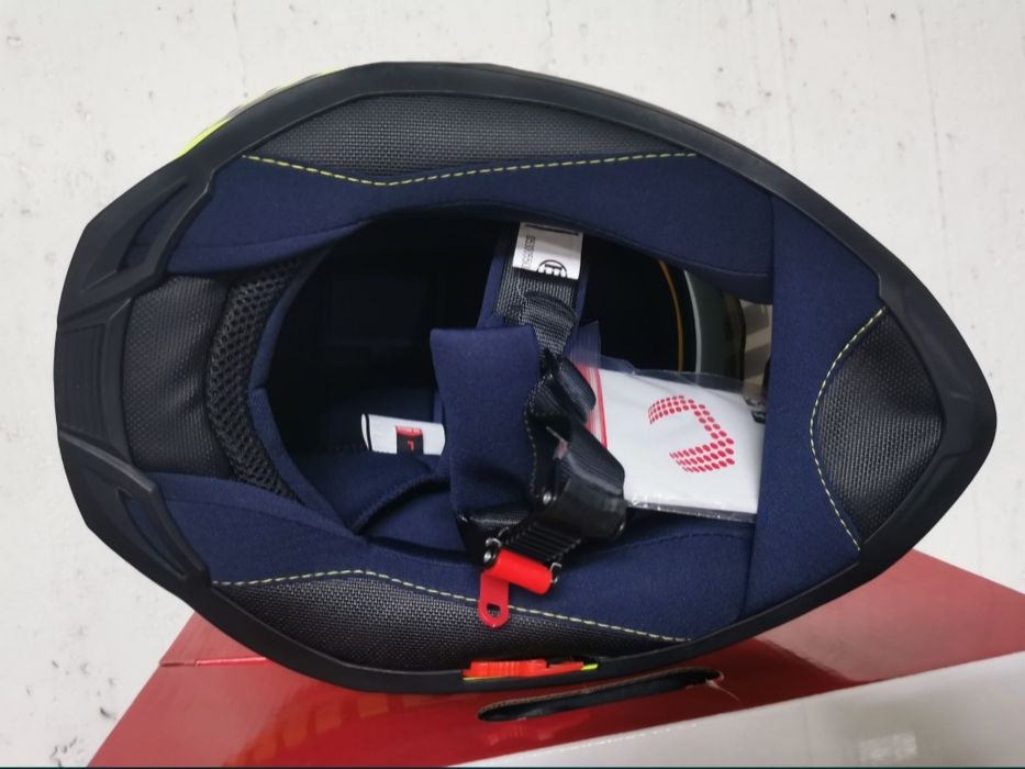 Capacete Integral Unik Red / White ( L )( NOVO )