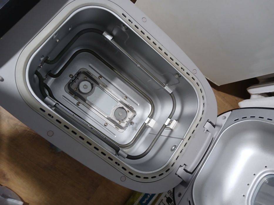 Хлібопічка Tefal