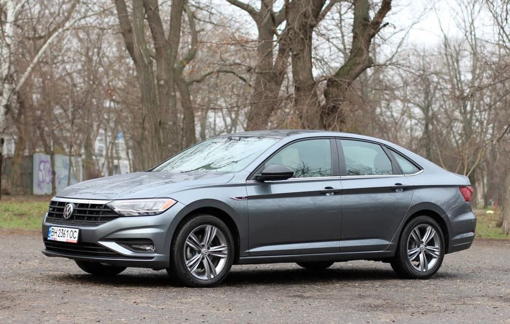 Оренда авто. Прокат VW JETTA