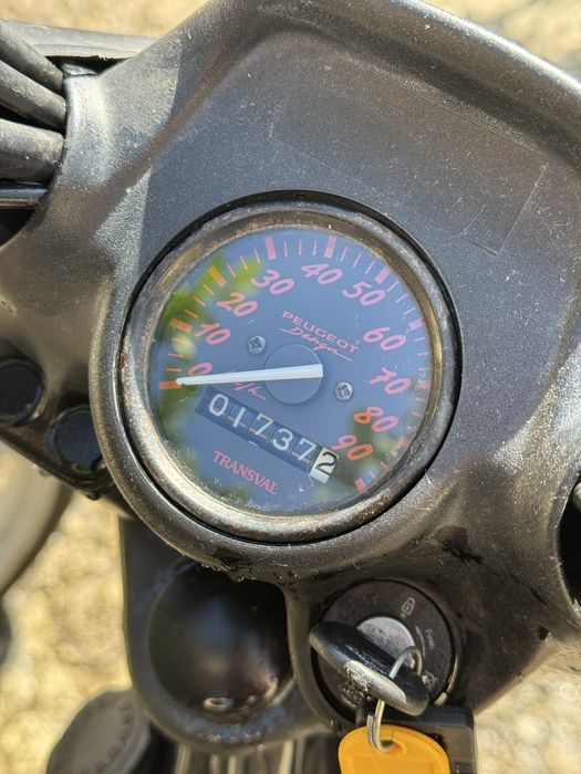 Peugeot Fox 50cc Par de Motas Como Novas Sub 1000km