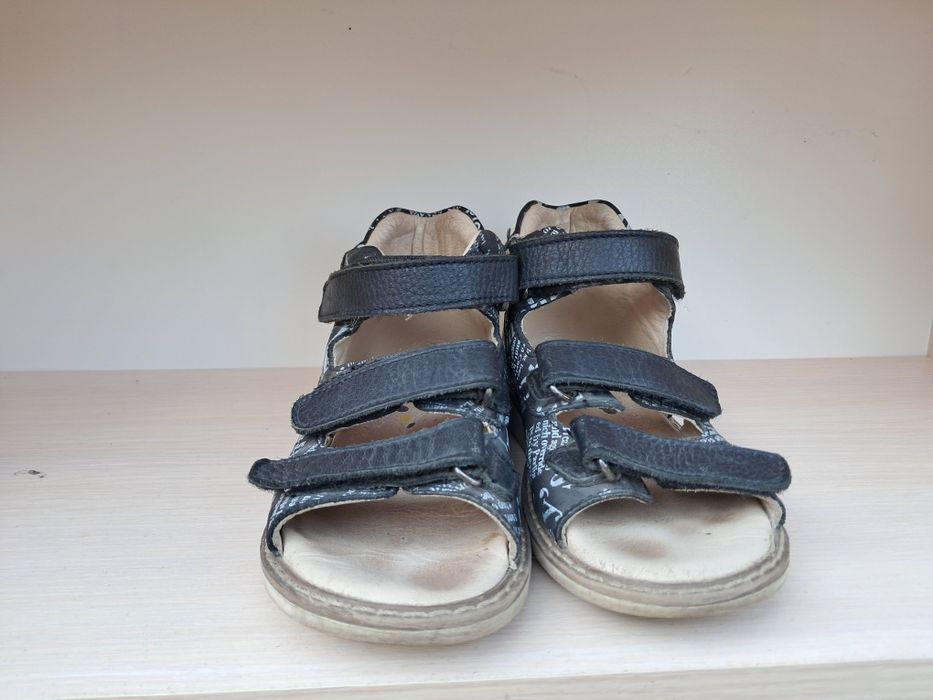 Продам ортопедичні дитячі сандалі Tutubi