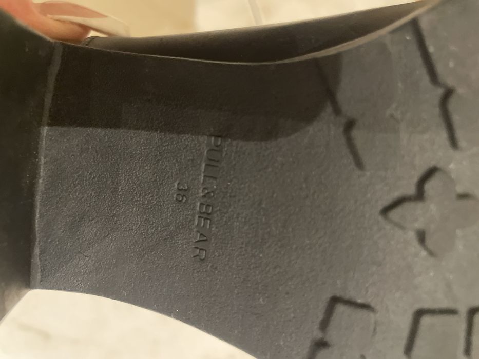 Botas pretas Pull&bear