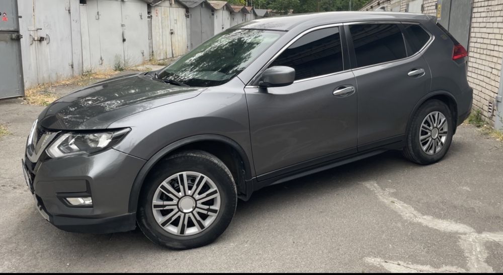 продам авто Ніссан Роге
