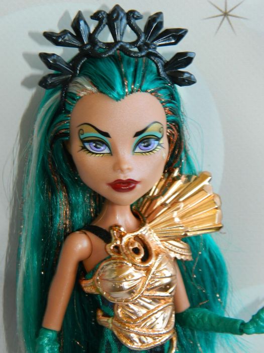 Монстер хай Клео Нефера  Monster High