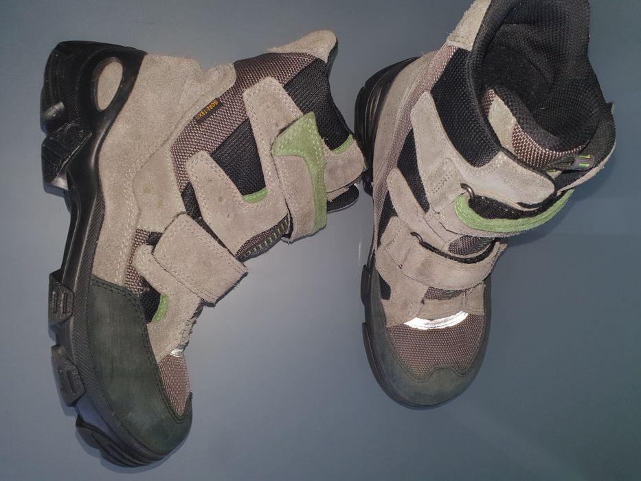 ECCO  детские ботинки р.38