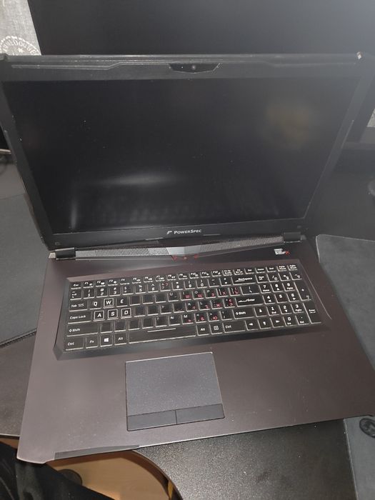 Игровой powerSpec i7 l 1070 - 8gb / 16 ОЗУ / 17.3