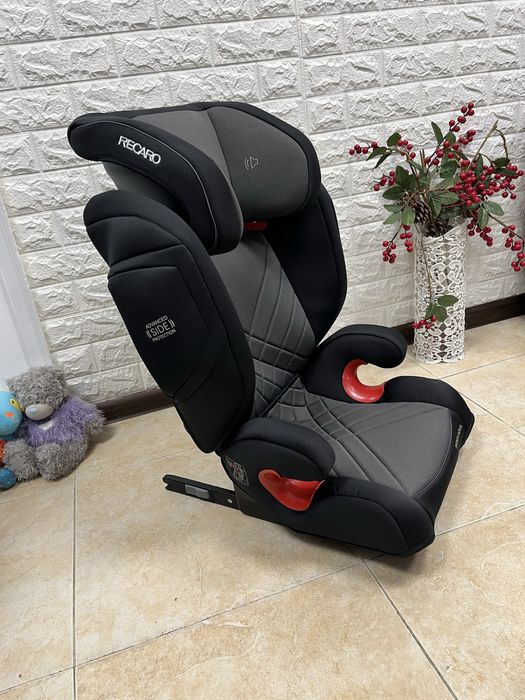 Автокрісло Recaro Monza Nova 2 Seatfix група 2/3 (15-36кг) рекаро