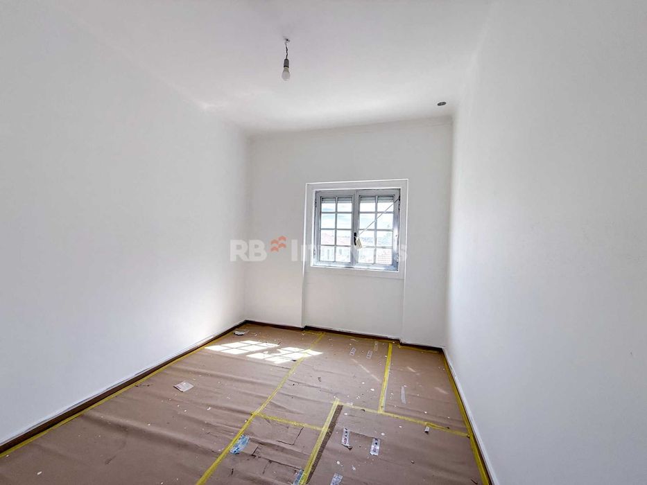 Prédio com 2 apartamentos T3, Torres Novas