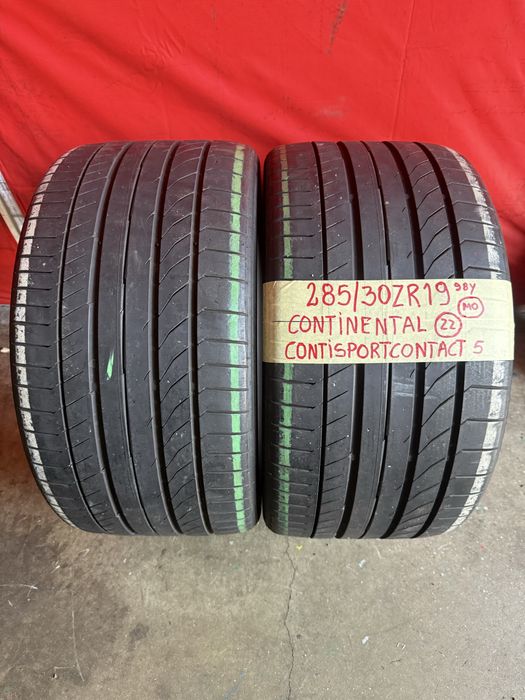 Pneus 285/30/19 Continental como novos