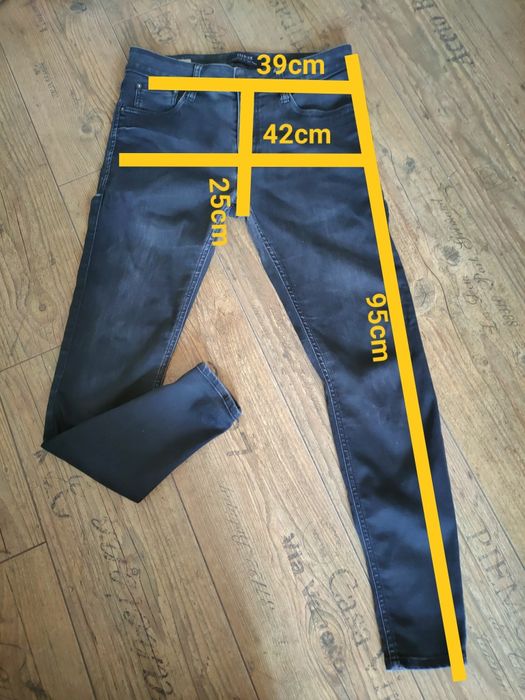 Spodnie Jack&Jones . Rozmiar M/L. Stan idealny