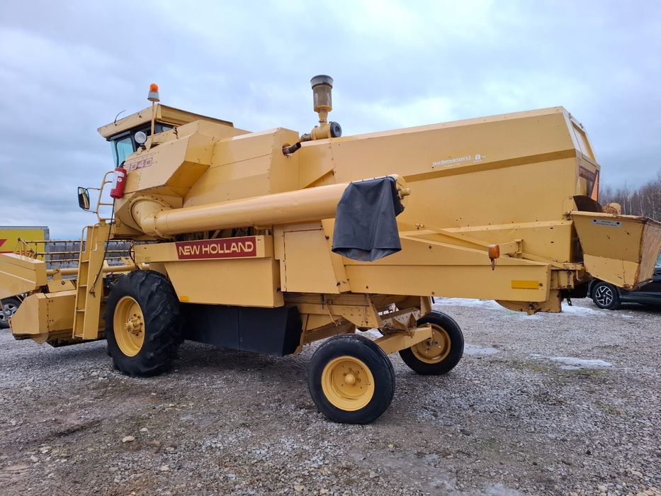 Kombajn New Holland 8040 jak TC54 sprowadzony tylko 2400 mtg