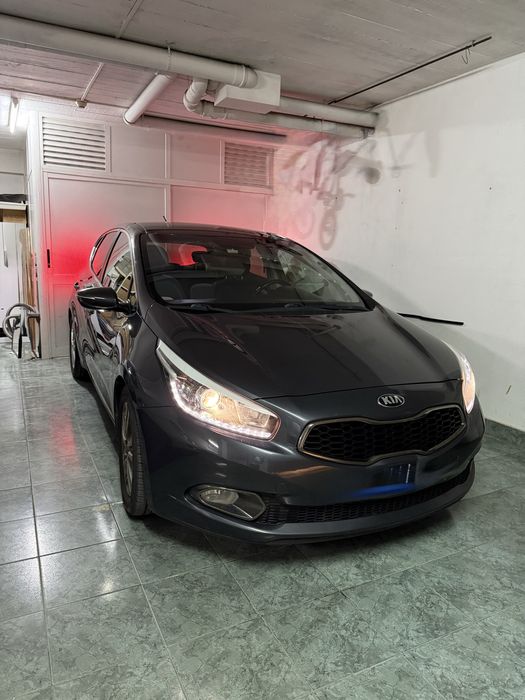 Kia Cee'd 1.4 CRDi EX Prime (90cv) | 2013 | Nacional | Excelente Estado