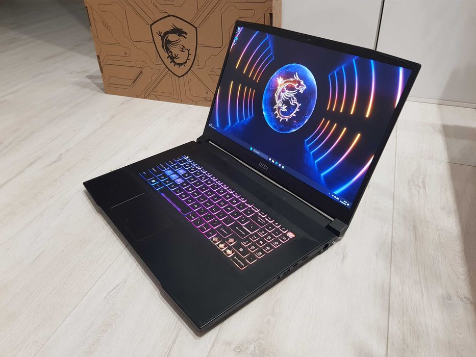 MSI 17 Cali / RTX 4050 / DDR5 / Core i5 12th / 144Hz /Laptop Gamingowy