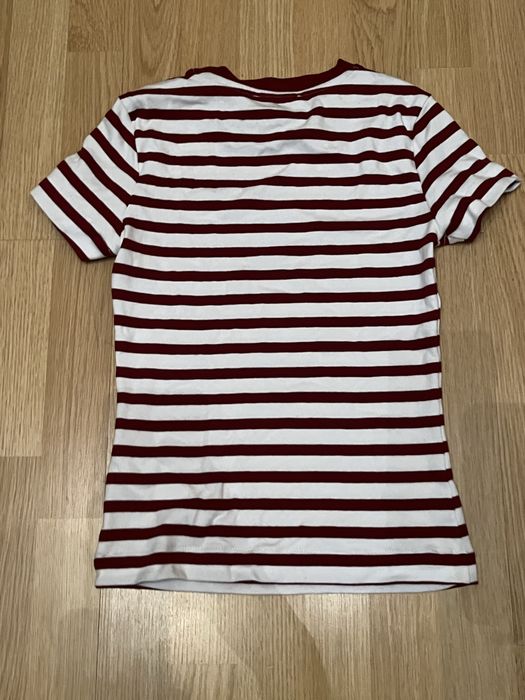 Обтягивающая футболка в полоску