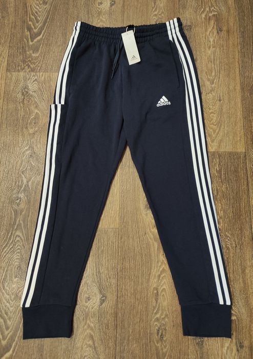M Adidas Essentials IC9406 оригінальні чоловічі спортивні штани