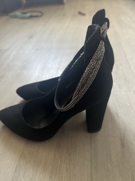 Прокат по Києву випускна нарядна сукня/ Продаж