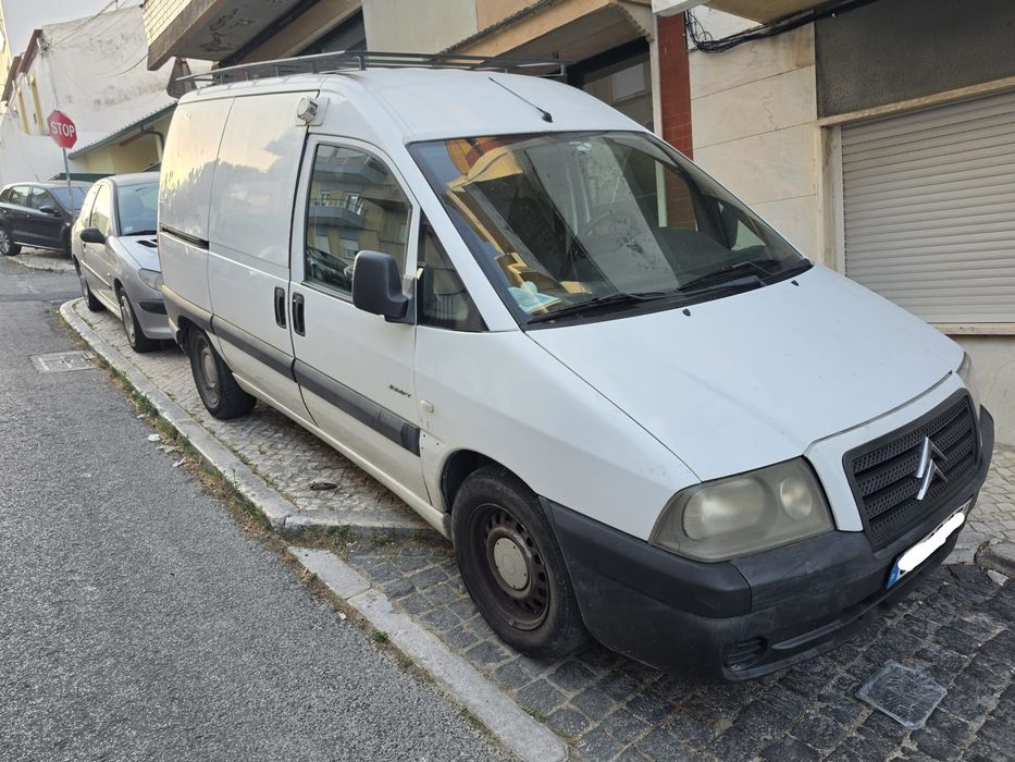 Citroën Jumpy 2.0 HDi 2007 — Avariada — Venda no estado em que se encontra