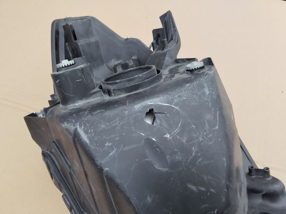 Lampa przednia lewa Suzuki sx4 s-cross 13-16 Europa lewy przód