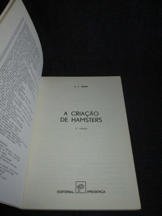 Livro A Criação de Hamsters C. F. Snow