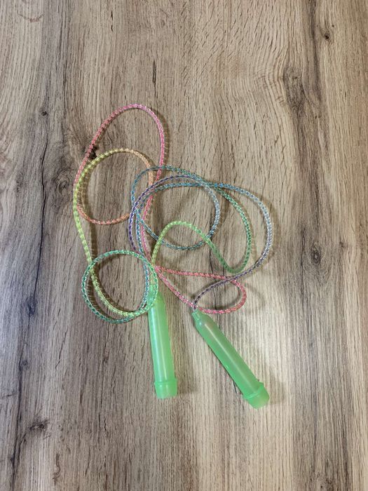 Скакалка детская