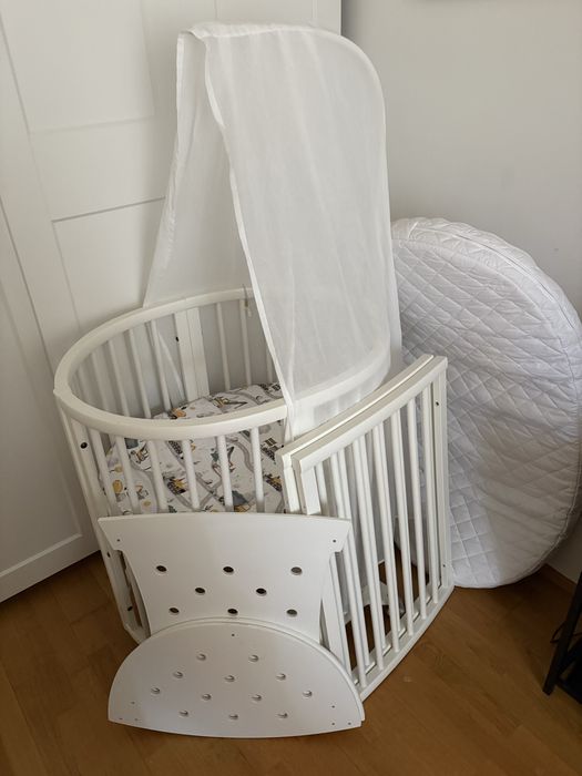 Stokke Sleepi z zestawem do rozszerzenia