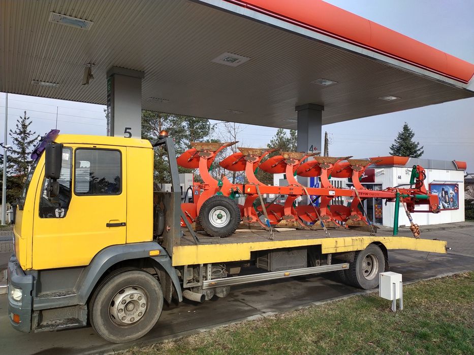 Pomoc drogowa- transport maszyn, laweta, holowanie