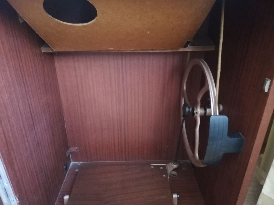 Швейна машинка Чайка-3, ножна