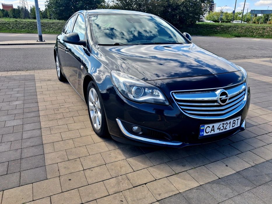 Opel insignia 2014 року