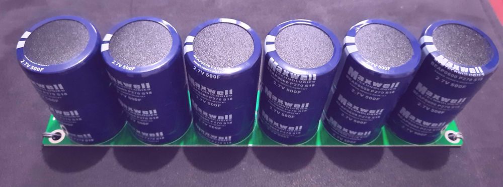 Conjunto Super CAPACITOR "MAXWELL" 16V - 83farads