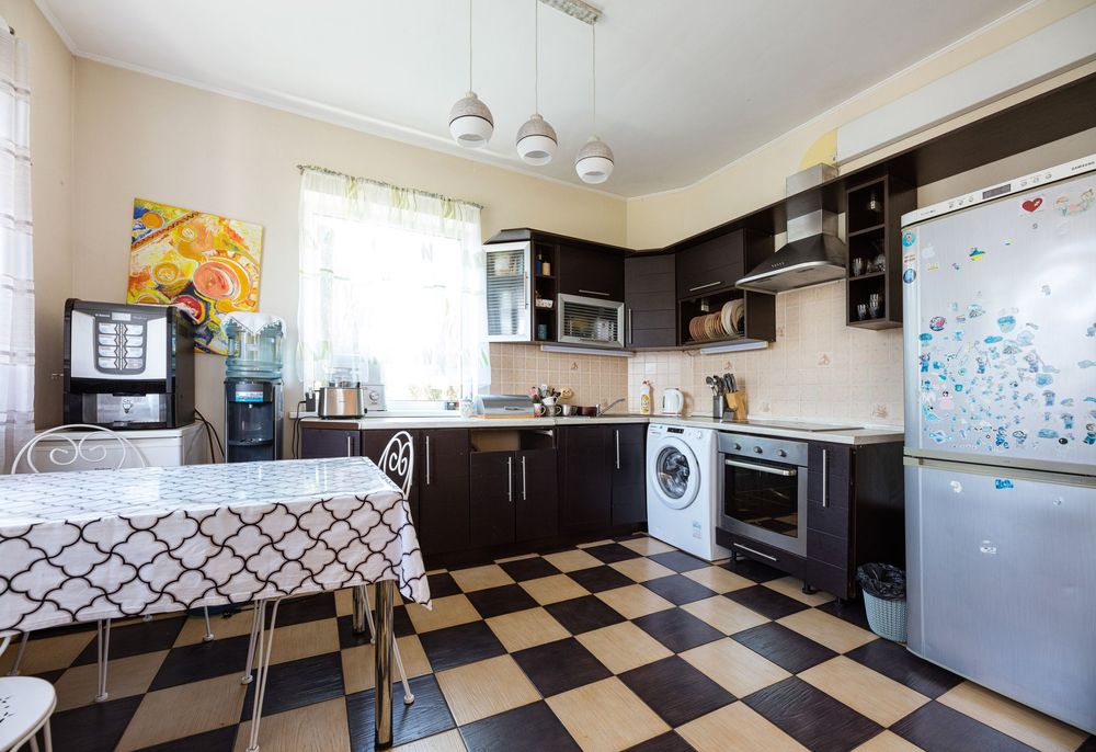 Без% Продається двоповерховий чотирикімнатний будинок дім, Лебедівка.