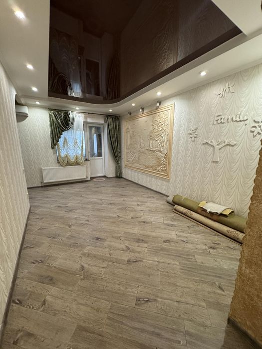 Продам 3к квартиру з сучасним ремонтом