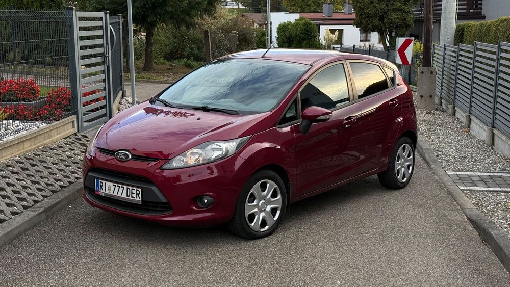 Ford Fiesta Niski przebieg! Pierwszy właściciel Książka Ford Serwis!