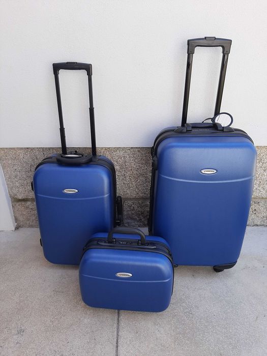 Conjunto  de 2 Malas de viagem marca Roncato (Trolley)