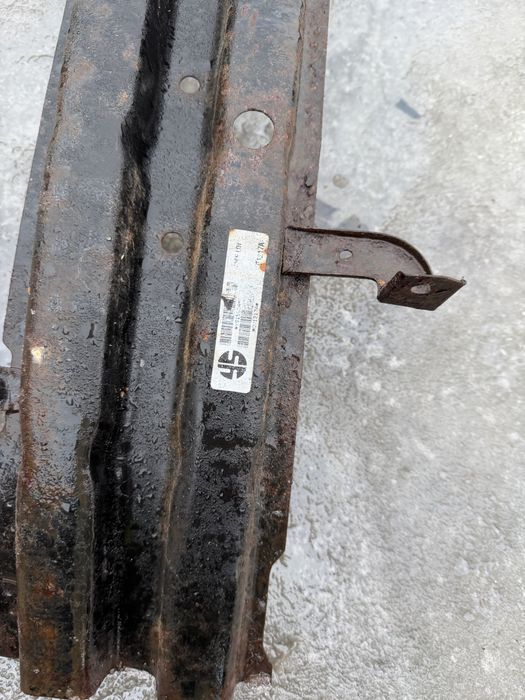 Підсилювач бампера переднього Chevrolet Aveo T250 2006-2011рік