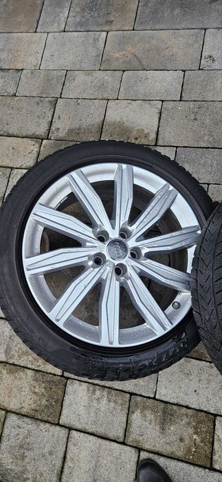 Felgi 19 Cali Audi A6, A7, A4, Q3, Q5, A8 245/45/19 Zima Pirelli
