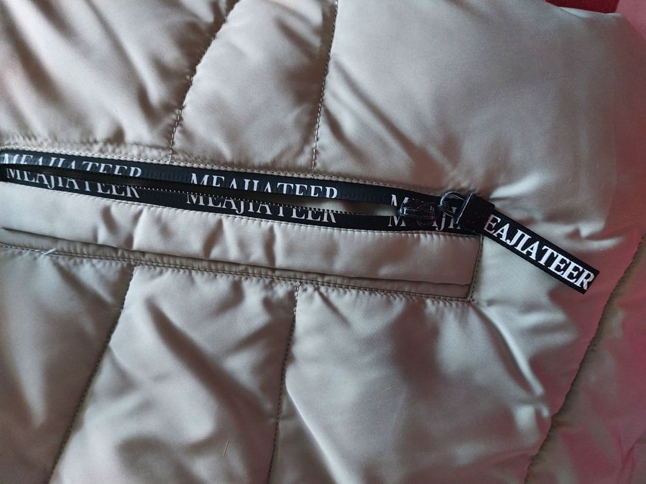 Зимняя теплая куртка светло салатного цвета