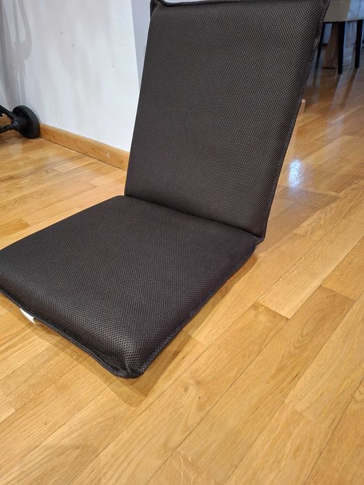 Krzesło podłogowe składane