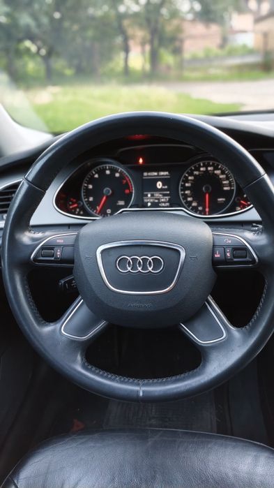 Audi A4 2014 VIN WAUAFAFL1FN026691 фото оголошення 3 з 8