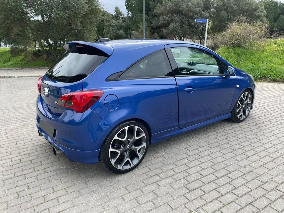 Opel Corsa 1.6 Turbo OPC