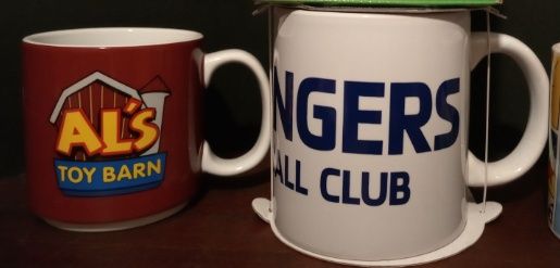 Caneca Green Day, Wonder Woman, Toy Story, Rangers, Ramones, natal etc