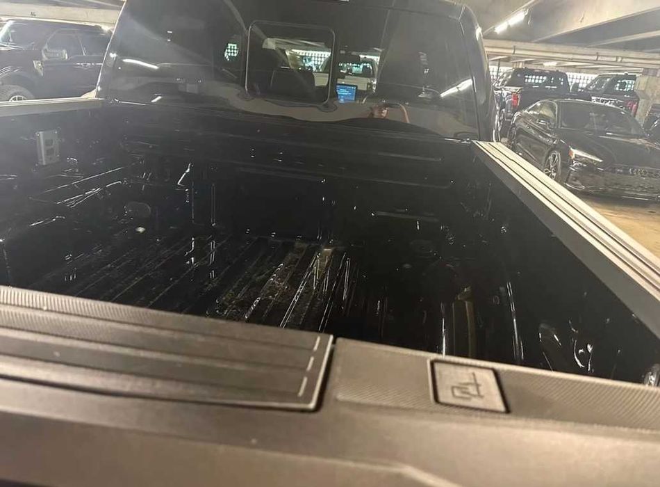 Ford F150 Lightning 131кВт Lariat 2025