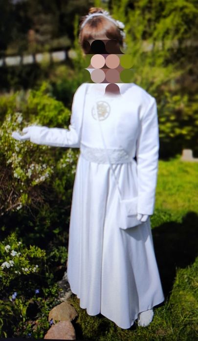 Sukienka komunijna z dodatkami