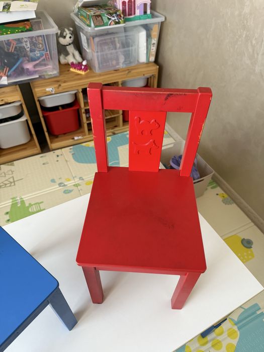 Набір Стіл і 2 стільця (дитячі меблі) Ікеа