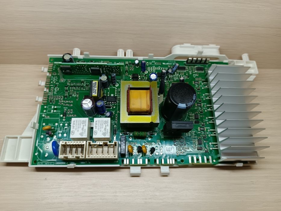 Электронный модуль, плата управления стиральной машины Hotpoint Ariston