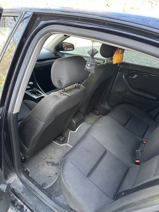Авто Audi a4 2002