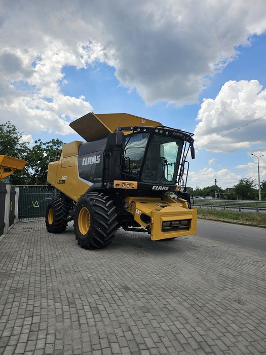 Claas Lexion 740