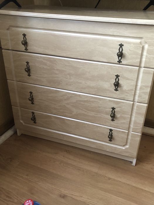 Продам шафу з комодом