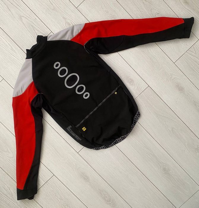 чоловіча софтшельна вело куртка Mavic Primaloft size S-M